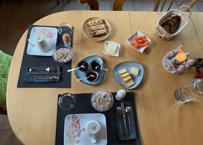 La Cure De Bed and Breakfast Vernamiège