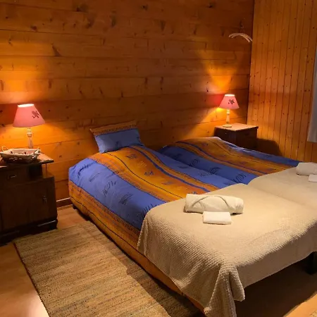 La Cure De Bed & Breakfast