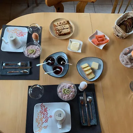 La Cure De Bed & Breakfast Vernamiège