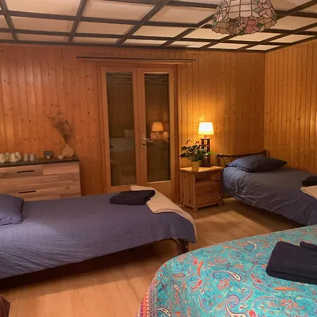 La Cure De Bed and Breakfast